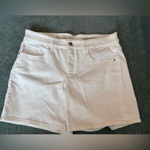 Pilcro and the Letterpress Slim Boyfriend White Denim Shorts
